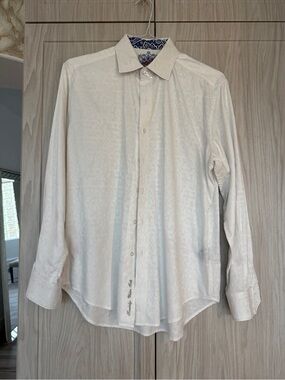Robert Graham Men's Off-White Dress Shirt with Subtle Geometric Texture